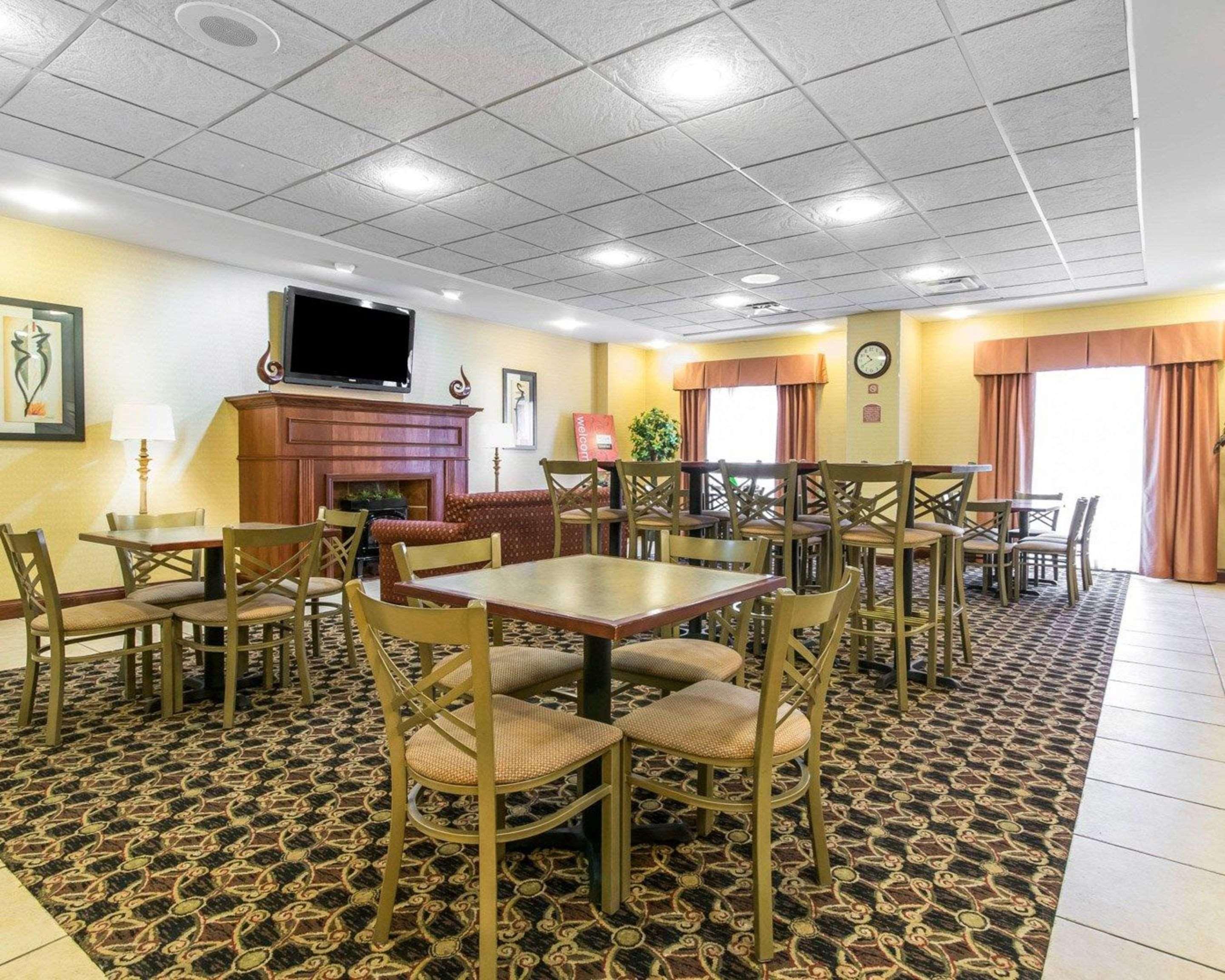 Comfort Suites South Point - Huntington Exterior photo