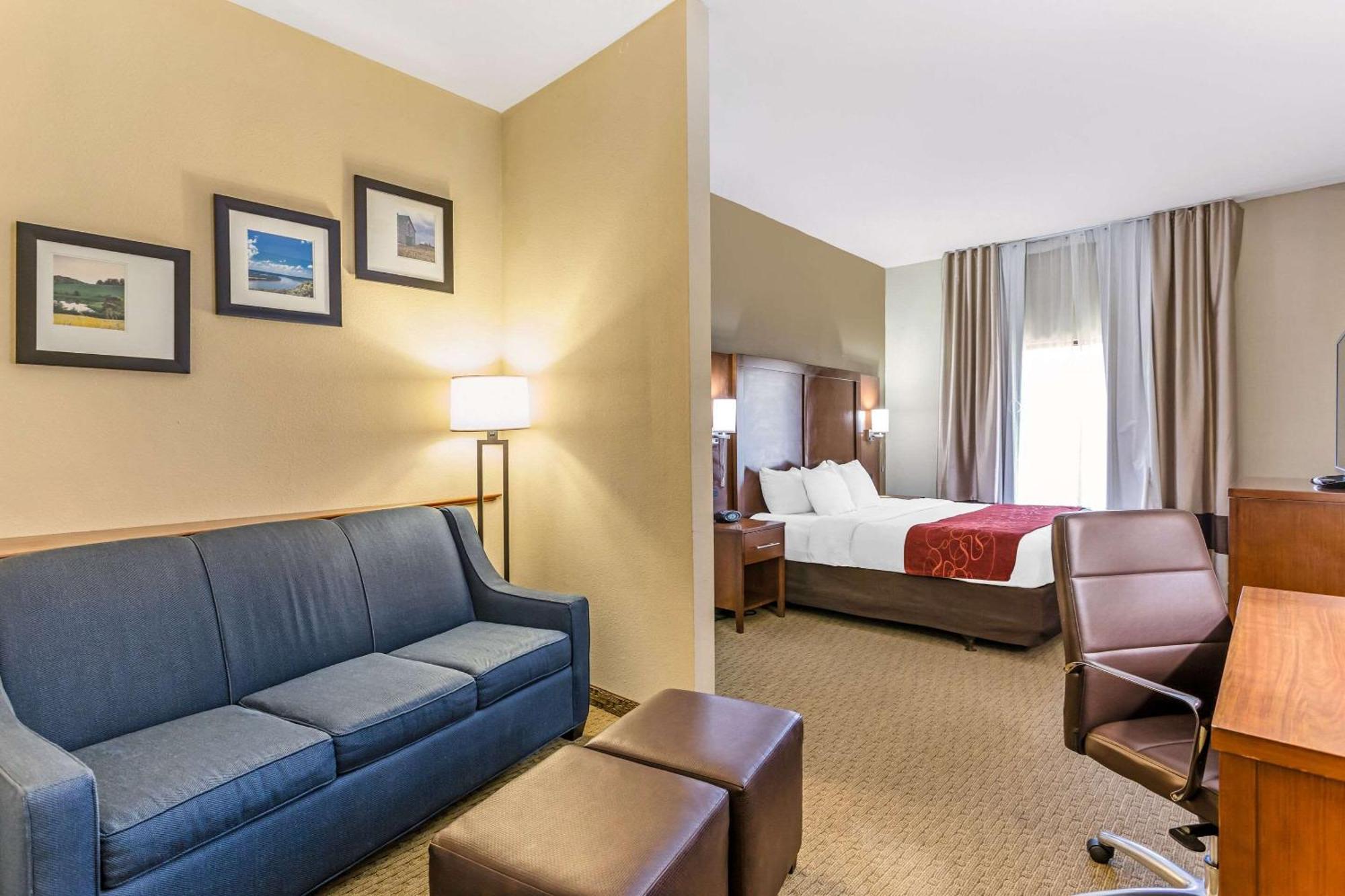 Comfort Suites South Point - Huntington Exterior photo