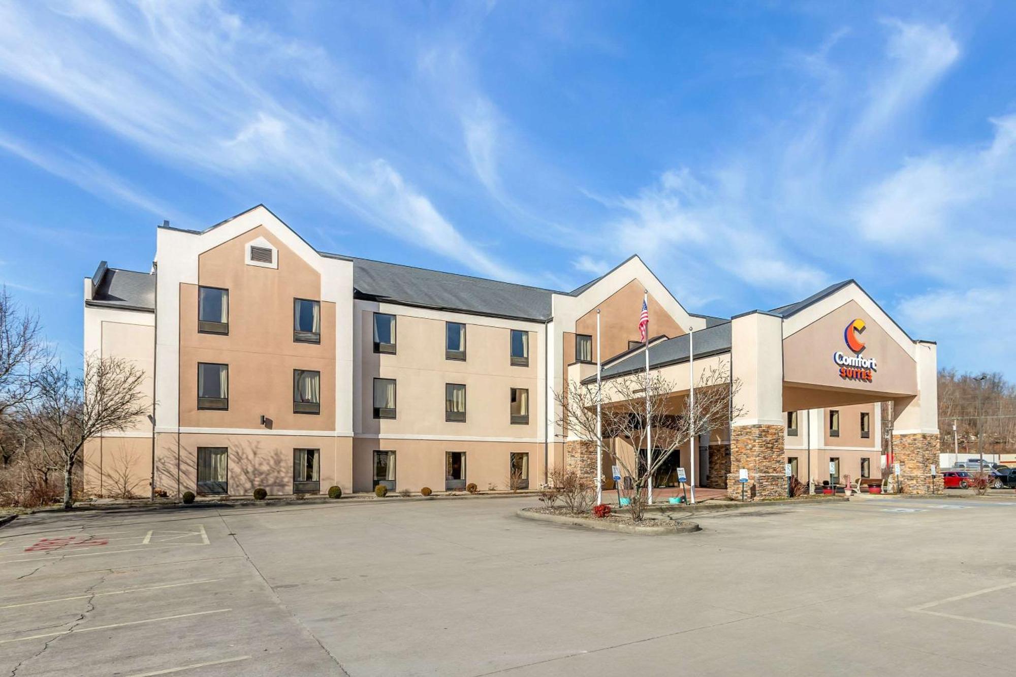 Comfort Suites South Point - Huntington Exterior photo