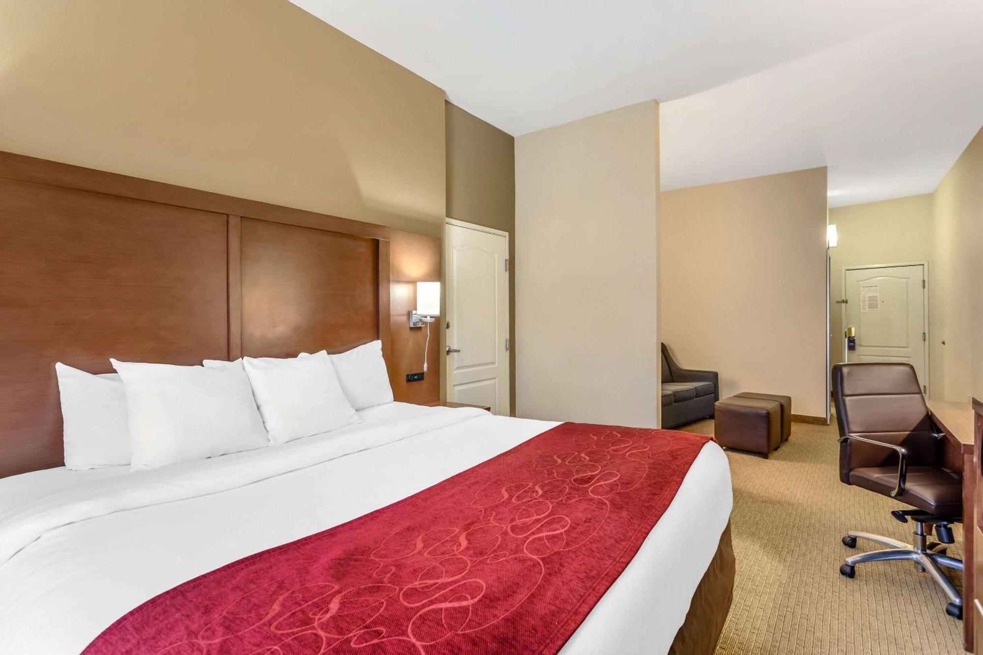 Comfort Suites South Point - Huntington Exterior photo